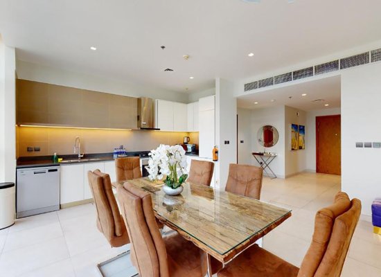 Exclusive | Large Terrace With Marina View