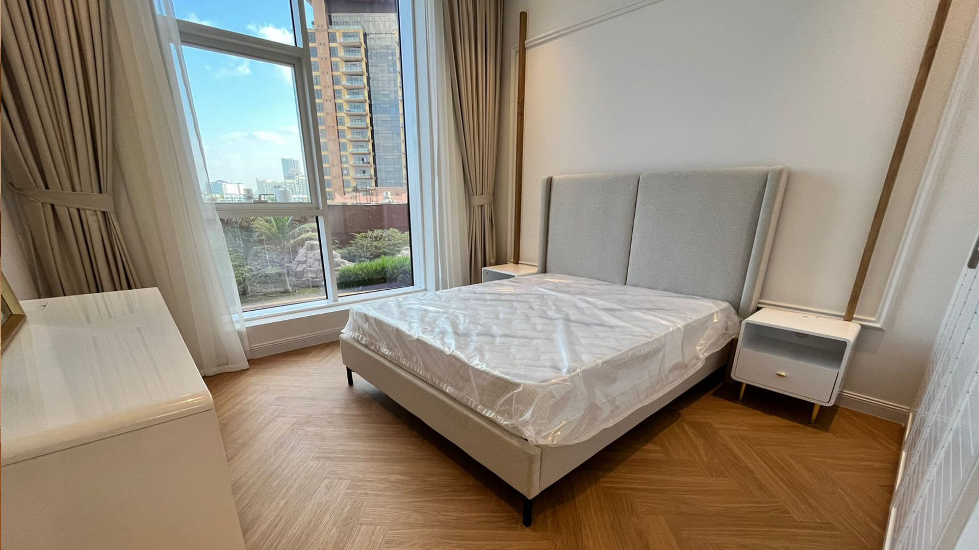 High Floor | Vacant Now | New To Market