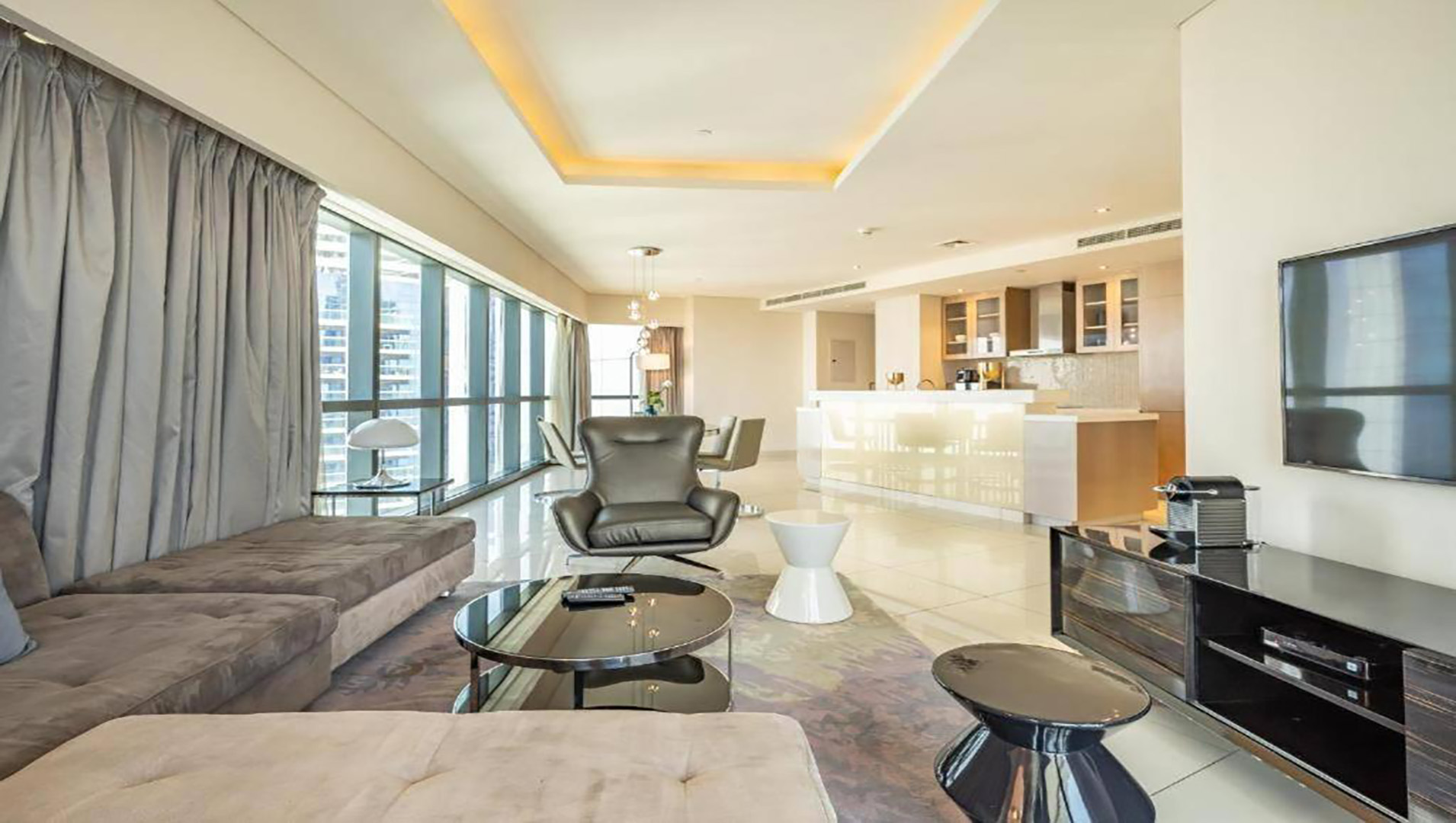 Burj Khalifa View | Furnished | Prime Loca...